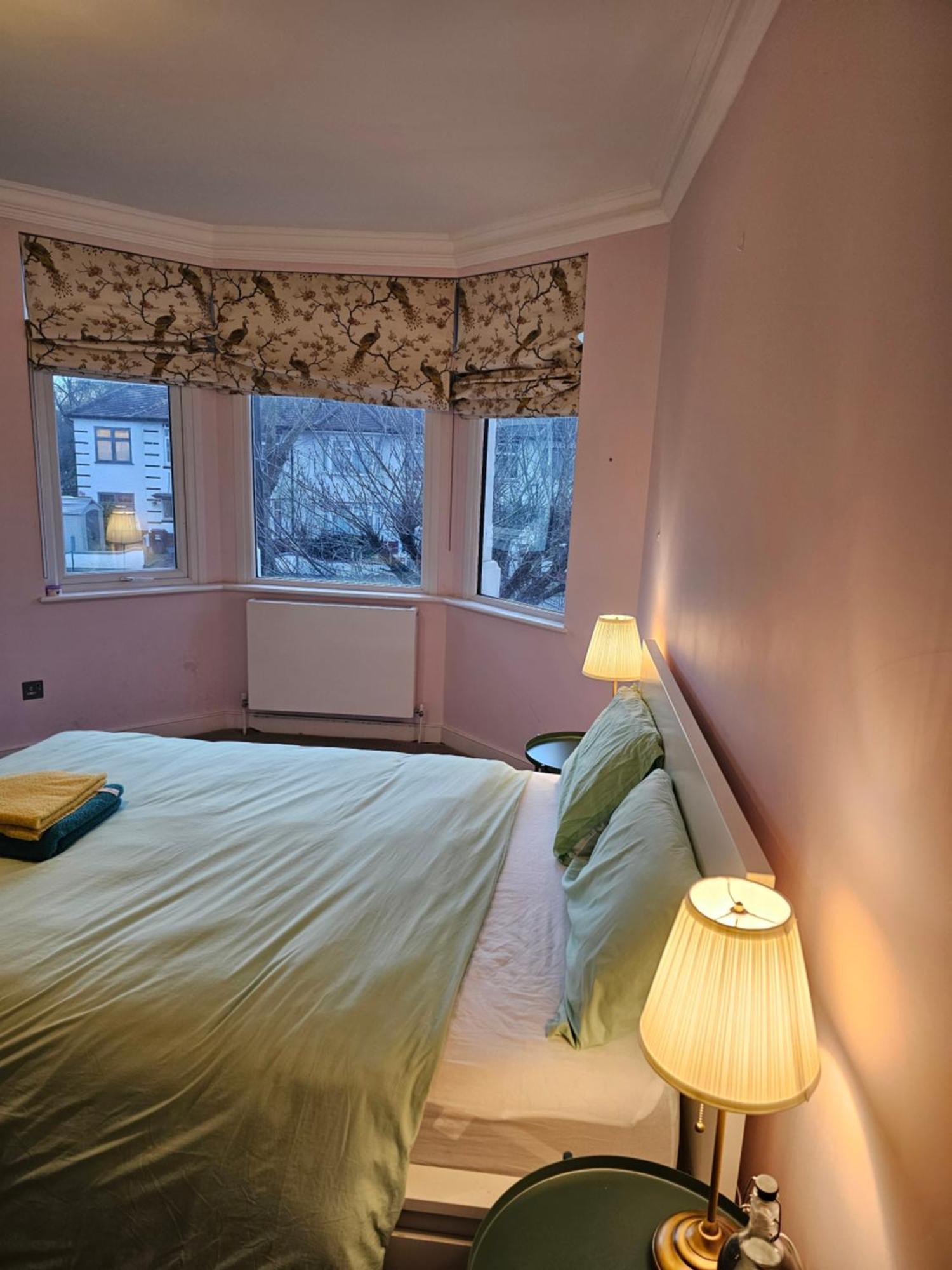 Bed and Breakfast Brentford House Экстерьер фото
